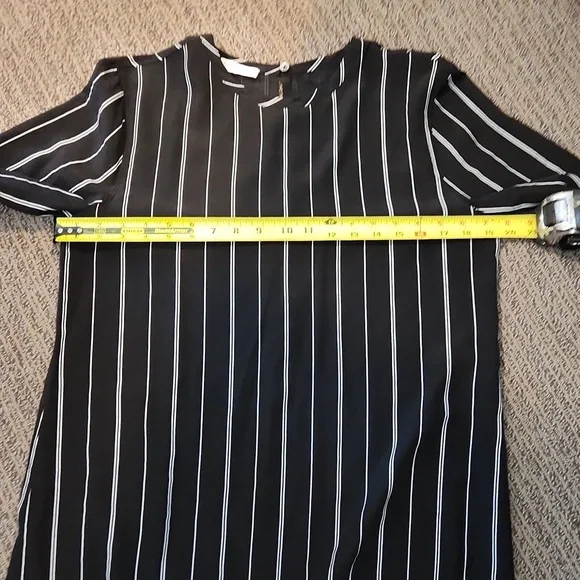 Equipment Femme Aubrey Dress Size Medium - Picture 11 of 17